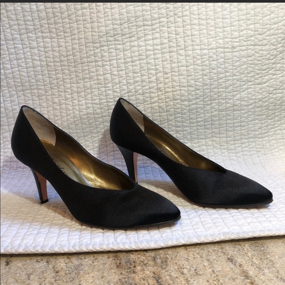 Big discount Today only 
YSL Black Satin Heels - Picture 3 of 6